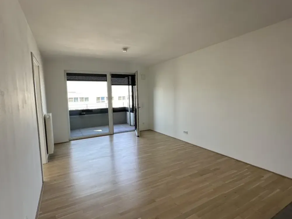 Attractive 2-Room Apartment with Special Flair!