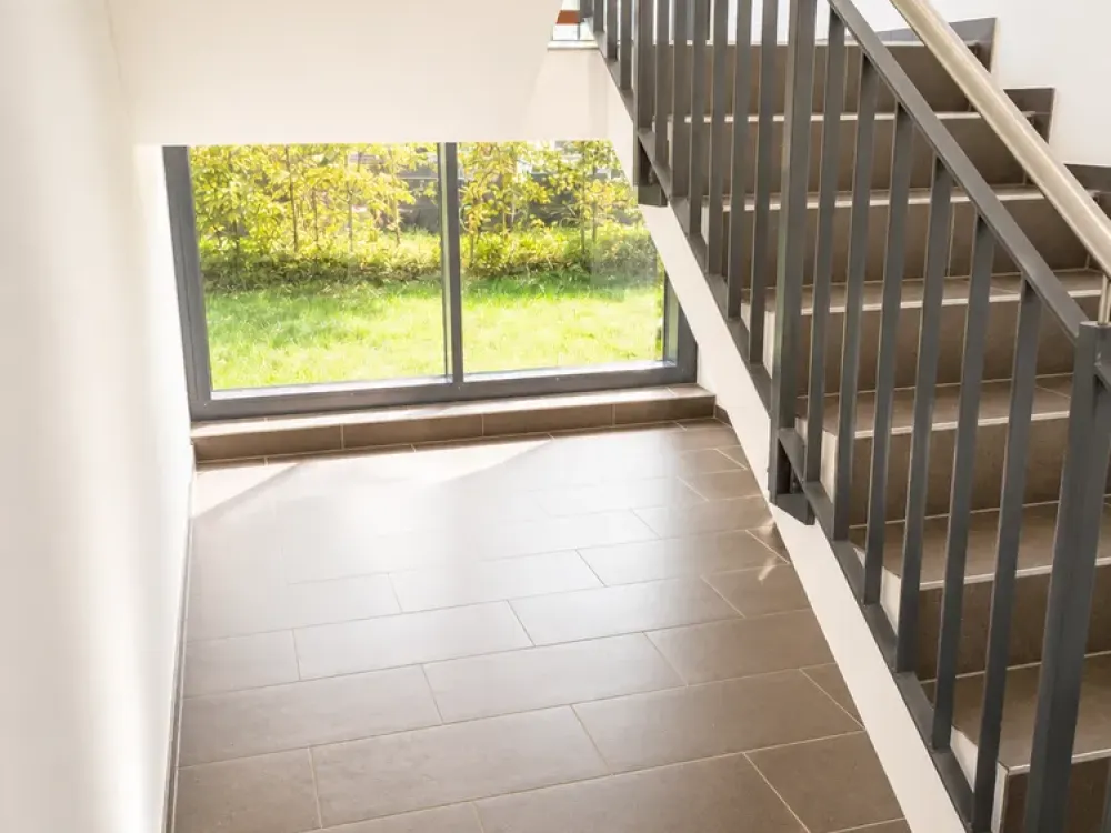 Ruhig, gemütlich und praktisch: 2-Zimmer-Wohnung mit Terrasse & überdachter Stellplatz