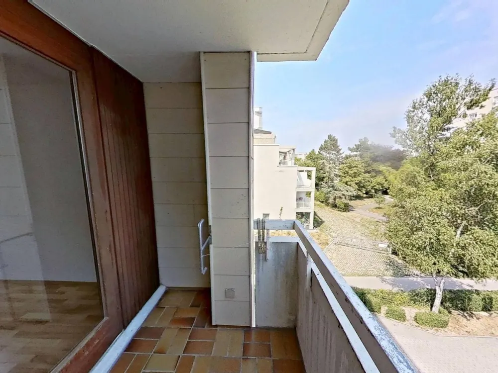 Gemütliches Single-Apartment mit BALKON und EBK in Stuttgart-Möhringen