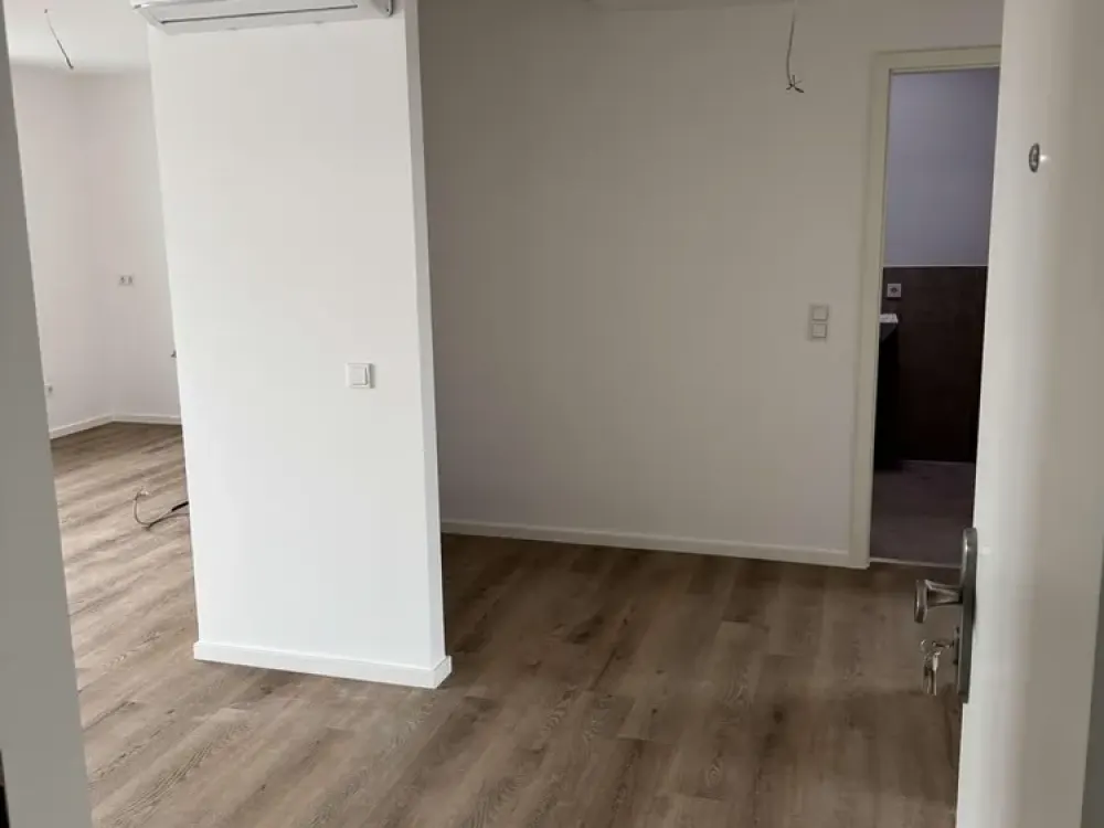 NEUBAU - ERSTBEZUG - 3-Zimmer-Wohnung mit Balkon, Einbauküche und Stellplatz in Köln Niehl