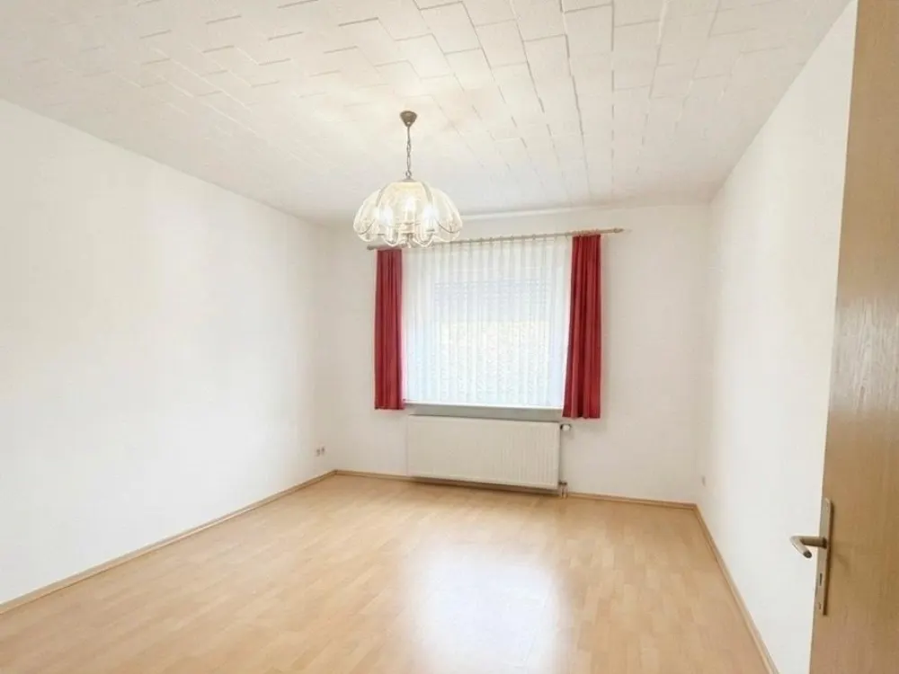 Helle 106‑qm‑Etagenwohnung, Top‑Anbindung nach Frankfurt