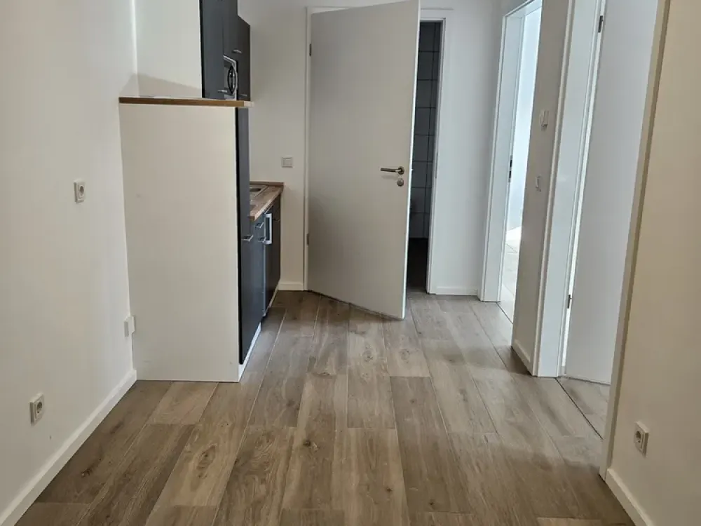 2 Room Apartment with Kitchen and Bathroom in Saarbrücken
