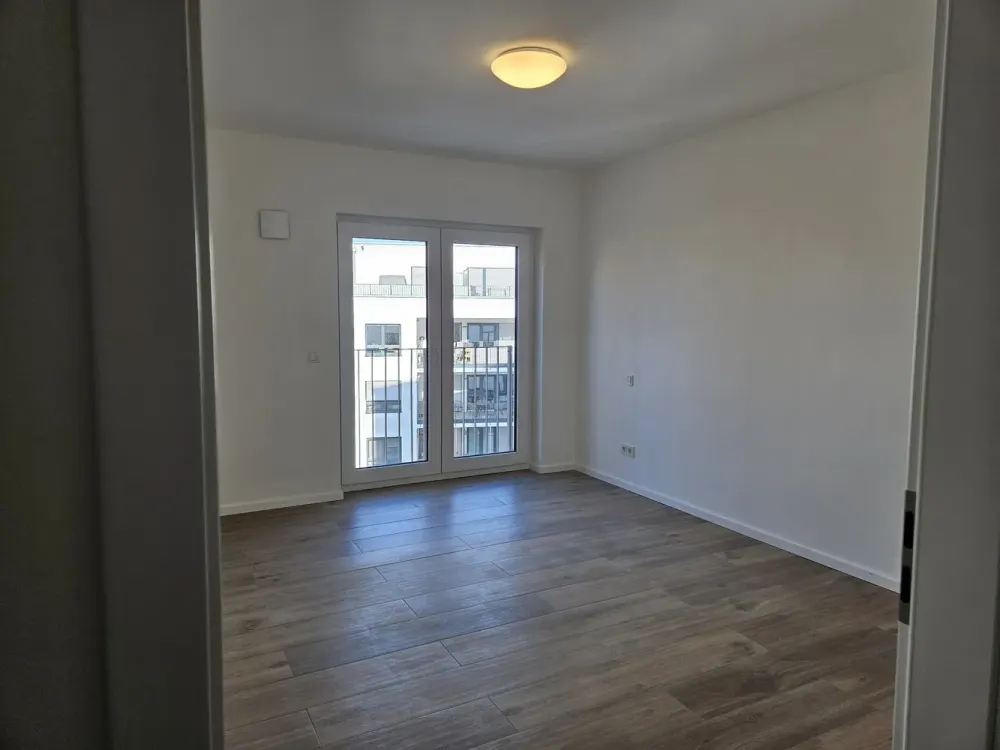 2 Room Apartment with Kitchen and Bathroom in Saarbrücken