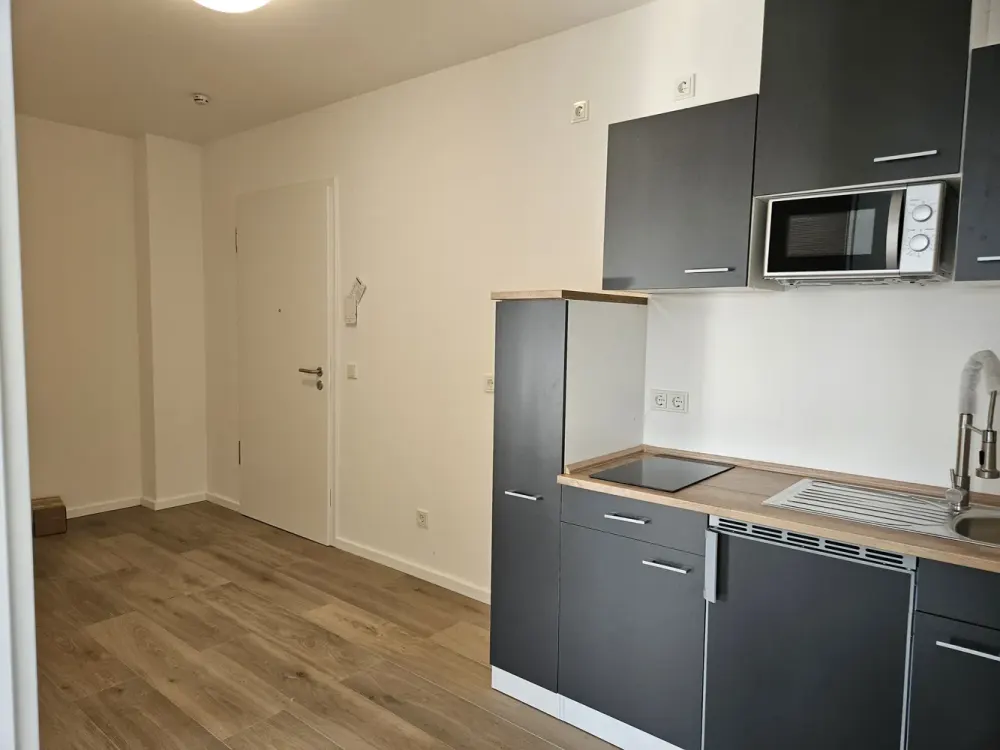 2 Room Apartment with Kitchen and Bathroom in Saarbrücken