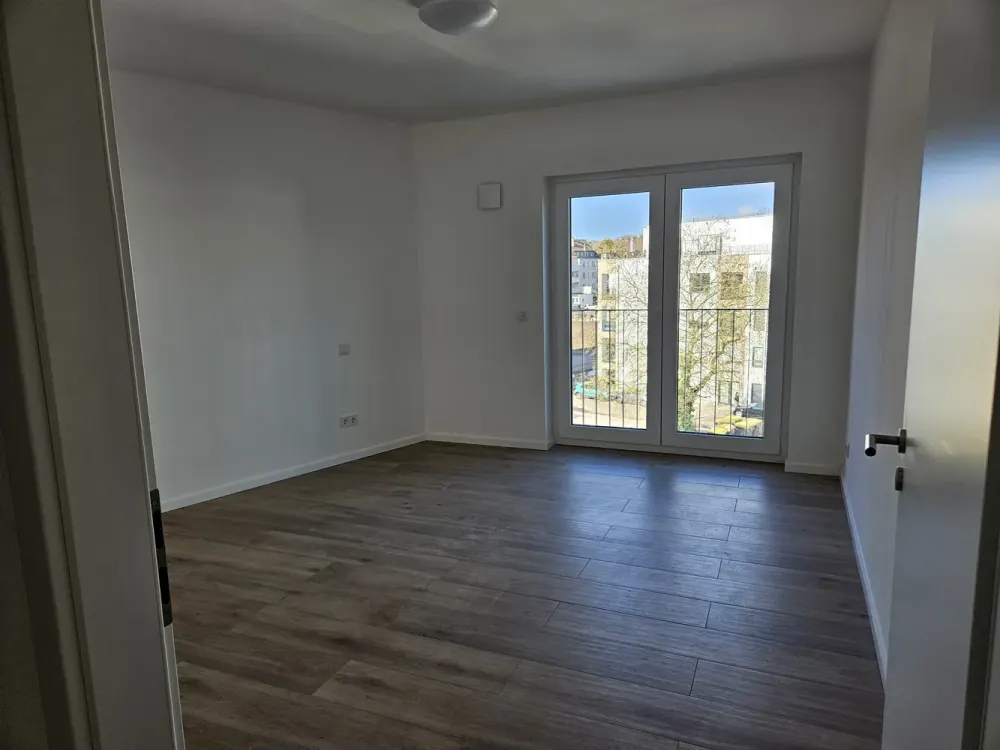 2 Room Apartment with Kitchen and Bathroom in Saarbrücken