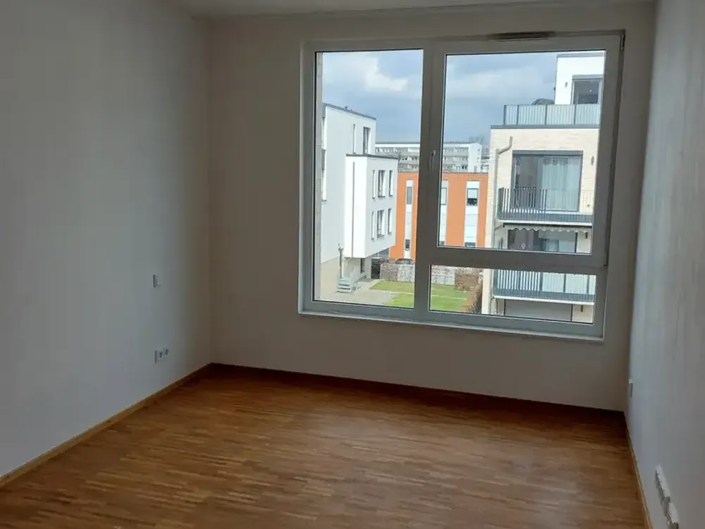 3-Zimmer-Wohnung mit Balkon neben Stadtpark