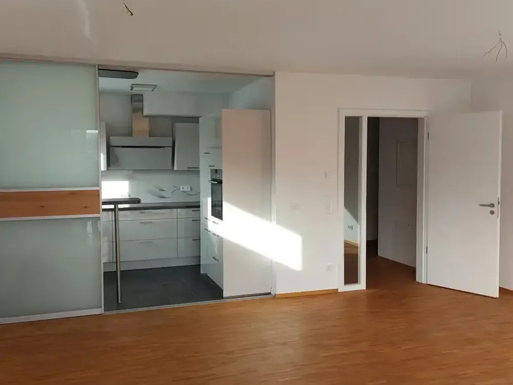 3-Zimmer-Wohnung mit Balkon neben Stadtpark