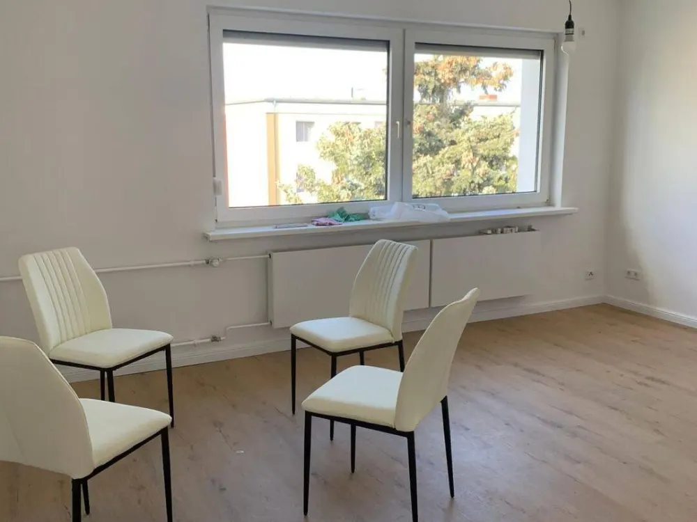 Sonnige frisch sanierte 2-Zi.-Wohnung