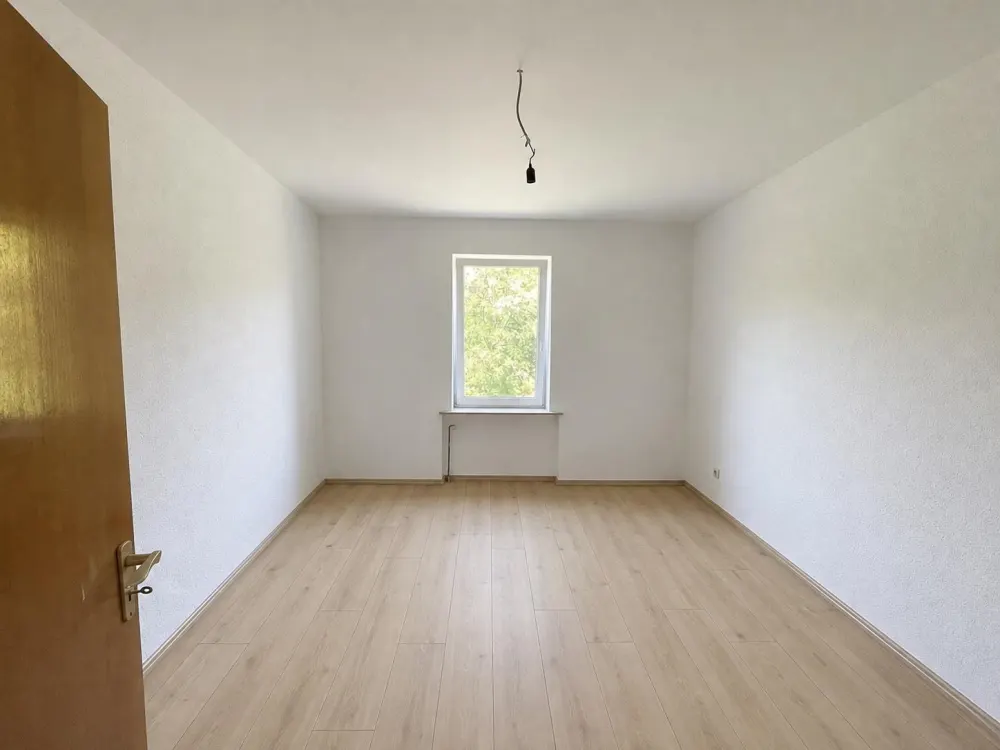 2-Room Apartment in Sulzbach/Saar for Rent from October