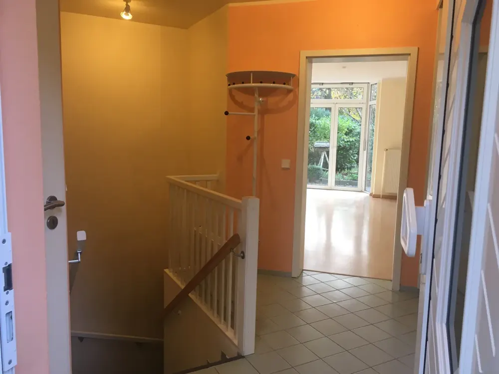 Schöne 3 Zi. Wohnung im Grünen mit zwei Terrassen und EBK