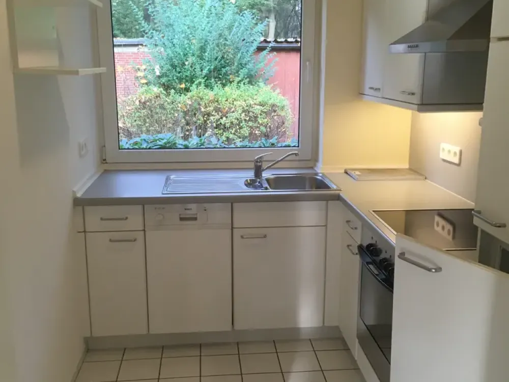 Schöne 3 Zi. Wohnung im Grünen mit zwei Terrassen und EBK