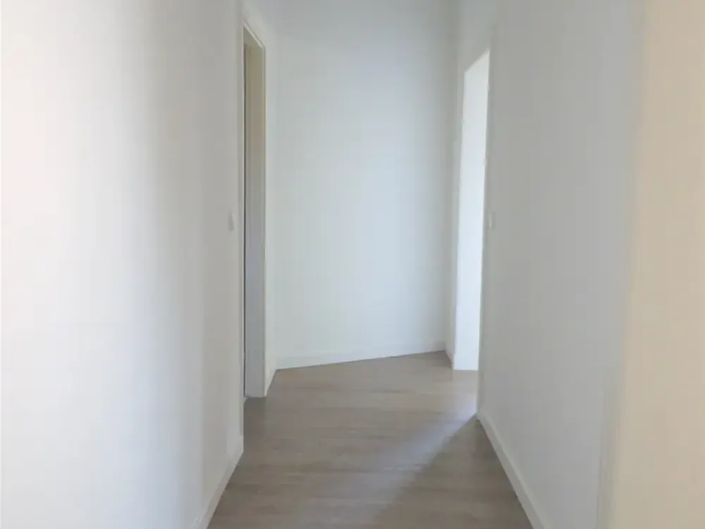 Helle, großzügige 2-Zimmer-Wohnung in ruhiger Lage