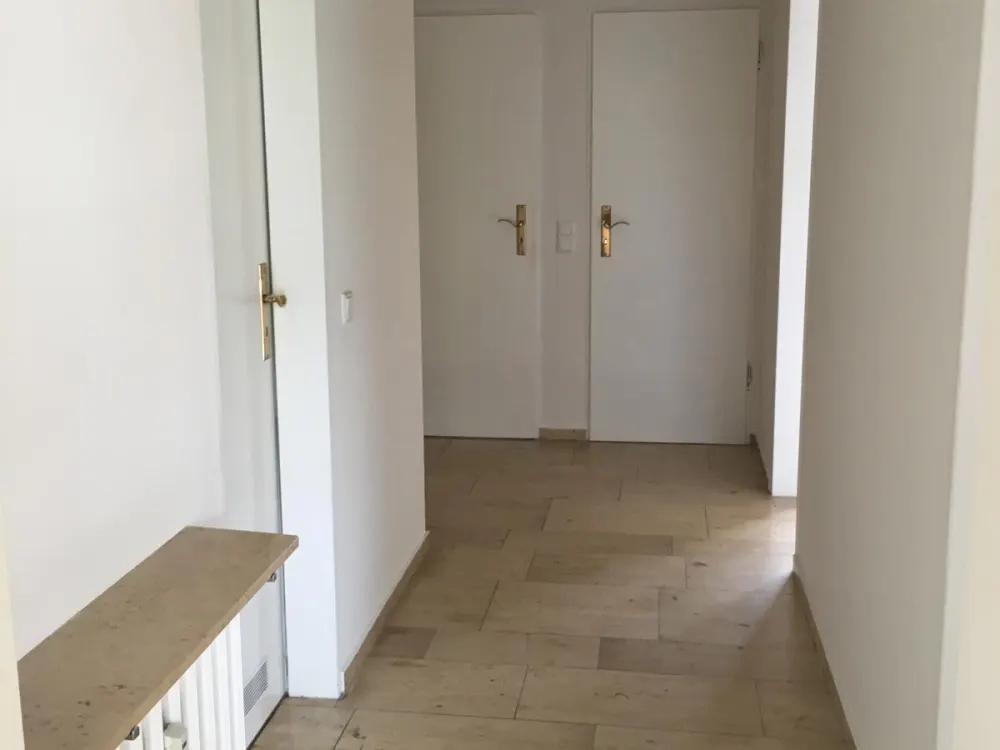 Moderne 73 m² Wohnung mit Balkon, Keller & Gartenmitbenutzung