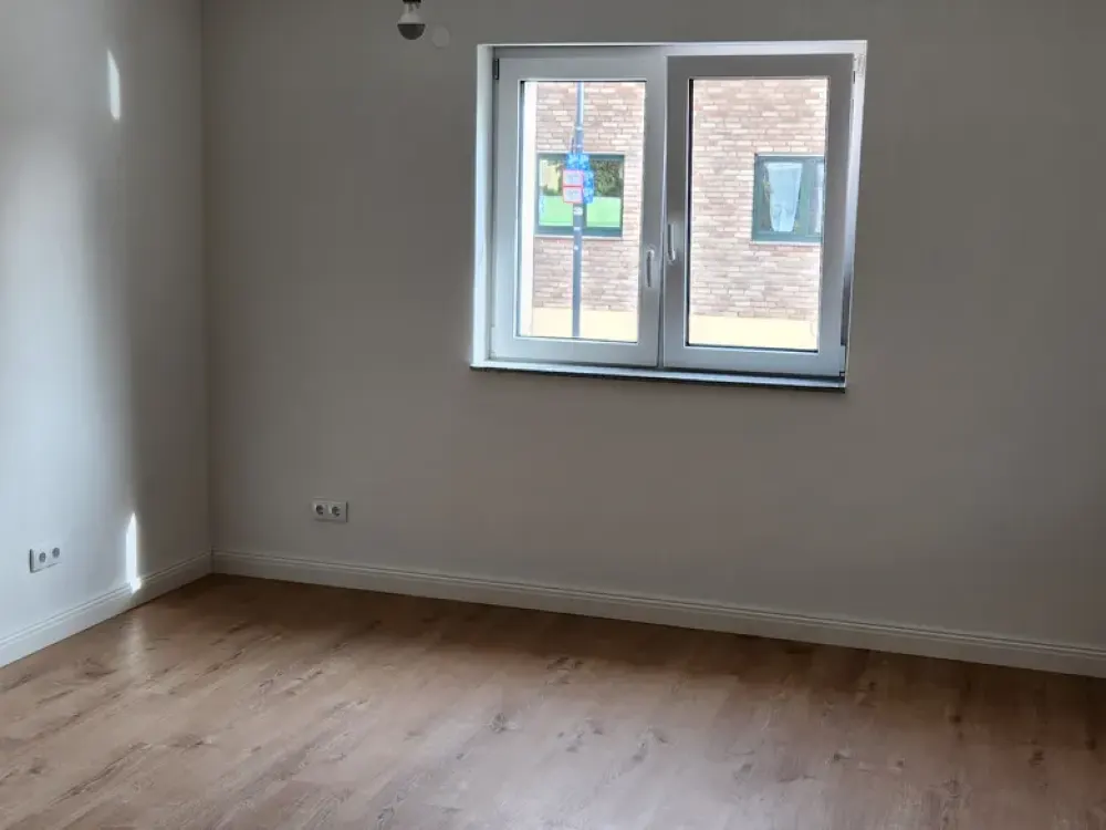 Moderne 2-Zimmer-Wohnung (EG) mit Garten in Hürth