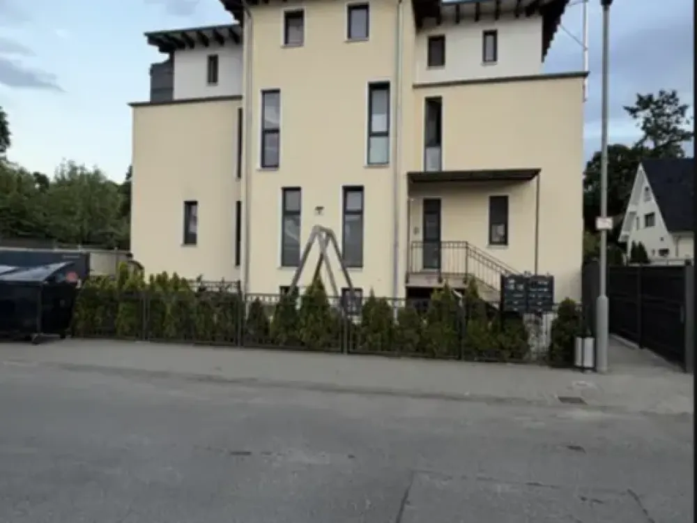 Attraktive 2,5 -Zimmer-wohnung in ruhiger Wohnlage von Berlin-Bohnsdorf