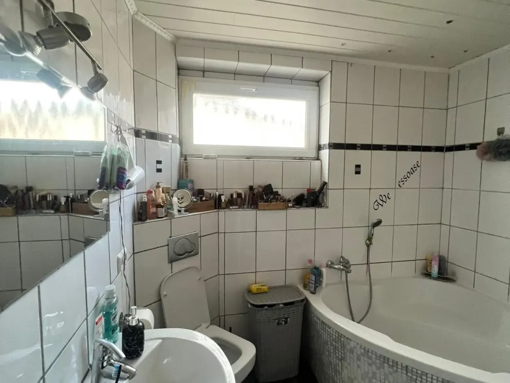 1-Room Apartment with Kitchen and Bathroom in Bischmisheim