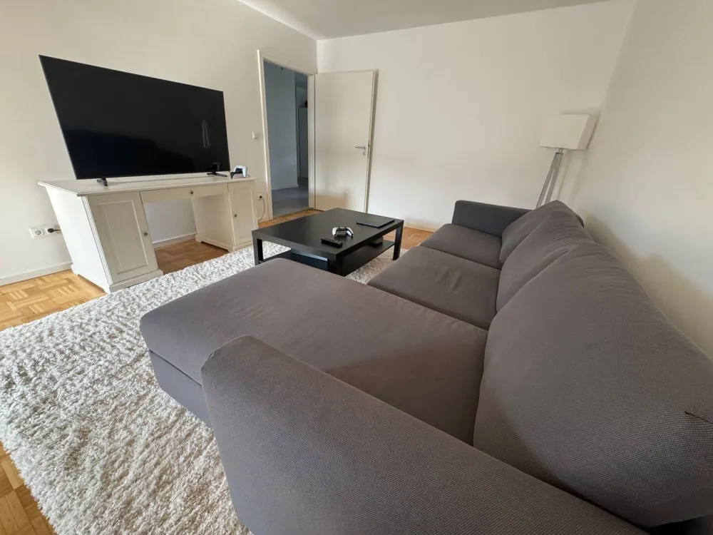 Fully furnished 2 bedroom apartment with garage