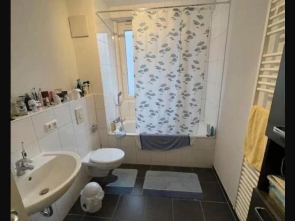 3 Zimmer Wohnung mit Dachterrasse + Aufzug + Tiefgarage