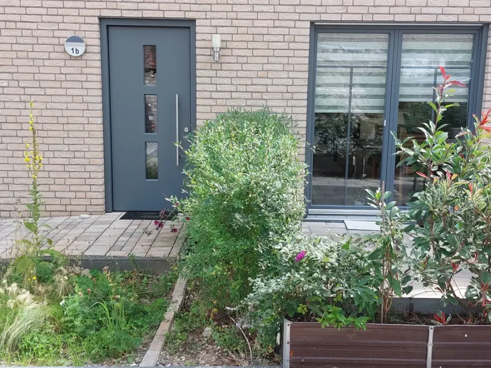 Hannover-Burg: Hochwertige 2-Zimmer-Whg. am Botanischen Garten für Einzelperson (ab 15.01./01.02.27)