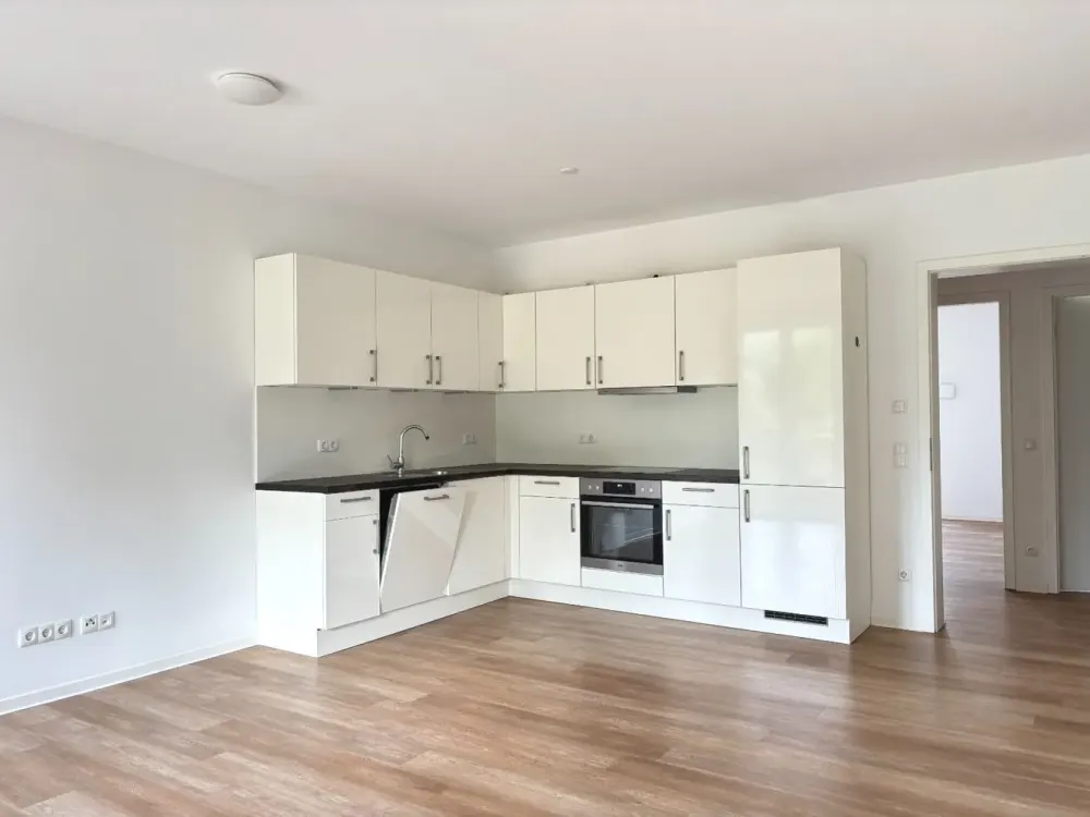 Neubau-Apartment in Neukölln mit Süd-Balkon sucht neue Mieter