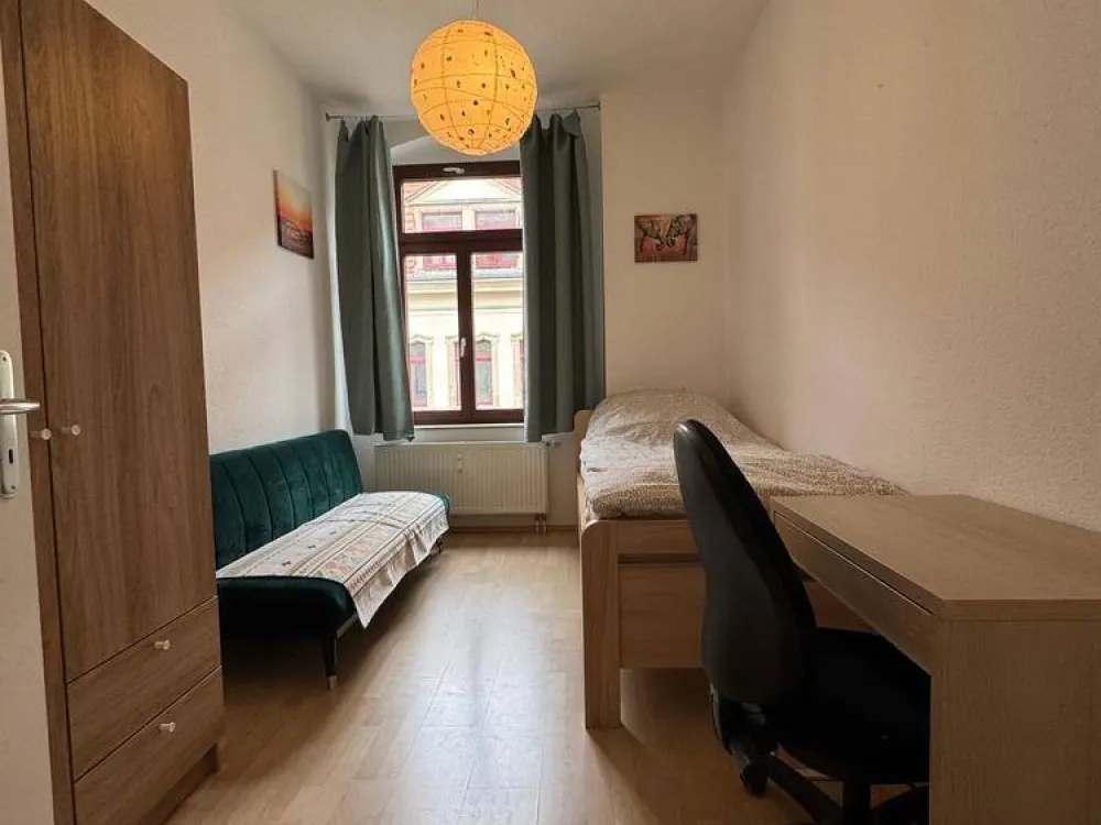 26751 HomeCompany Dresden Möbliert/Furnished 3-Zimmer Apartment in Dresden-Plauen max. 4 Personen