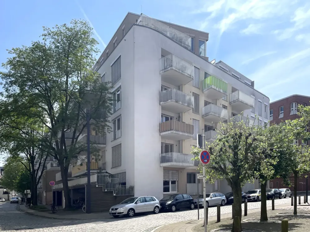 Moderne 3-Zimmer-Wohnung mit 2 Balkonen und Einbauküche