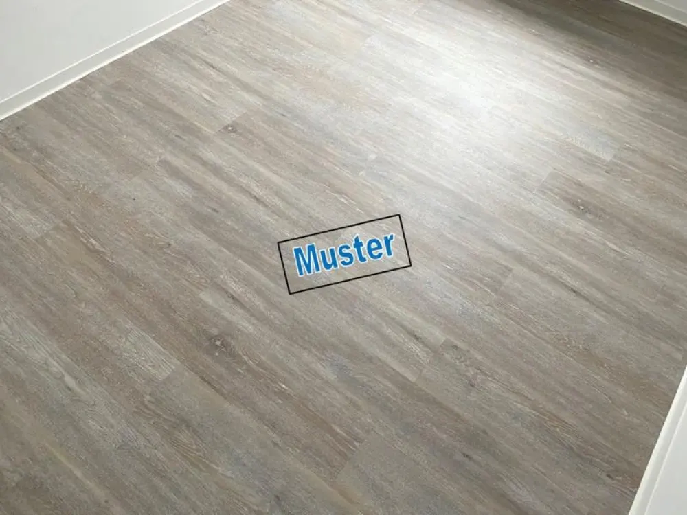 Hier wird saniert: 1-Zimmer-Wohnung mit getrennter Küche und Balkon