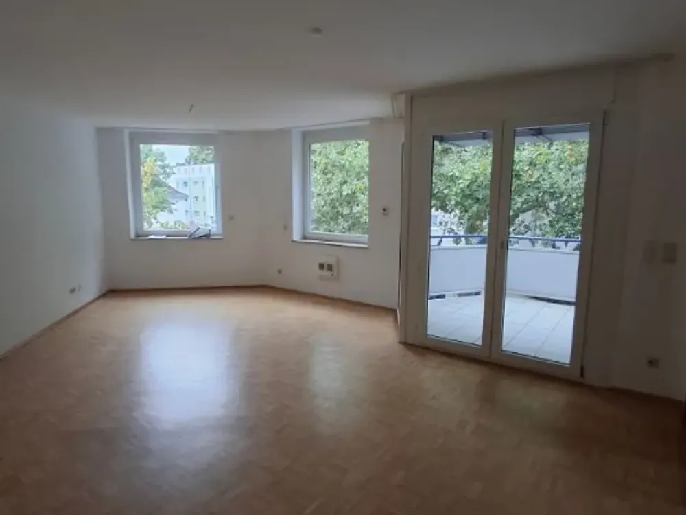 Zentrale 3,5 Zimmer Wohnung für Senioren!