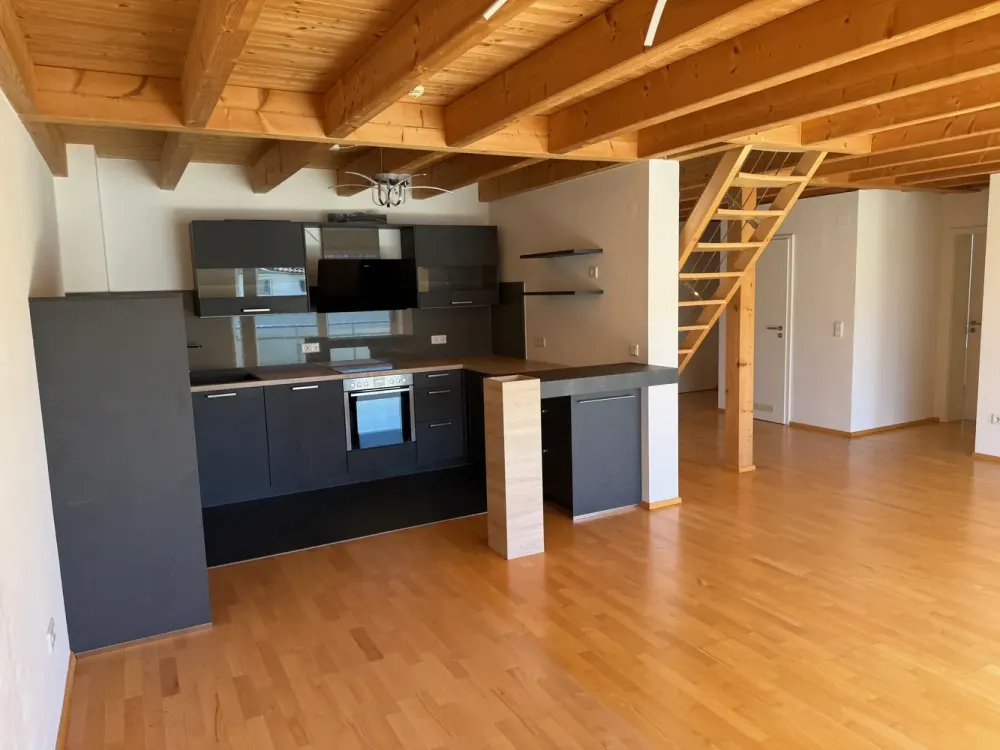 Bright energy-efficient 117 m² maisonette with air conditioning (from 2027), gallery and south-facing terrace