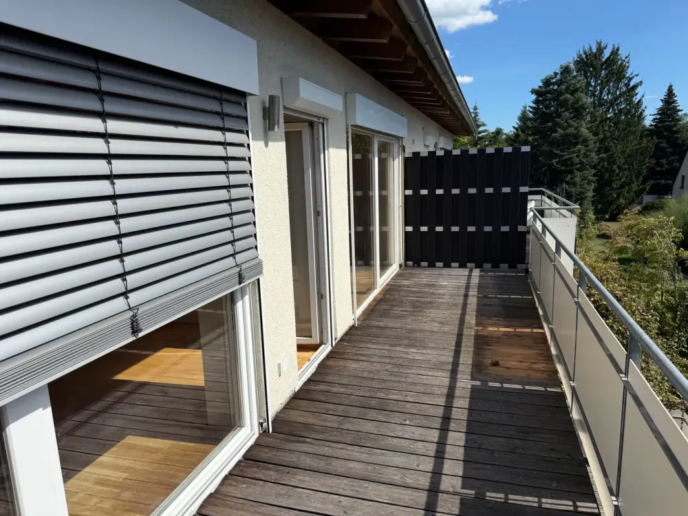 Bright energy-efficient 117 m² maisonette with air conditioning (from 2027), gallery and south-facing terrace