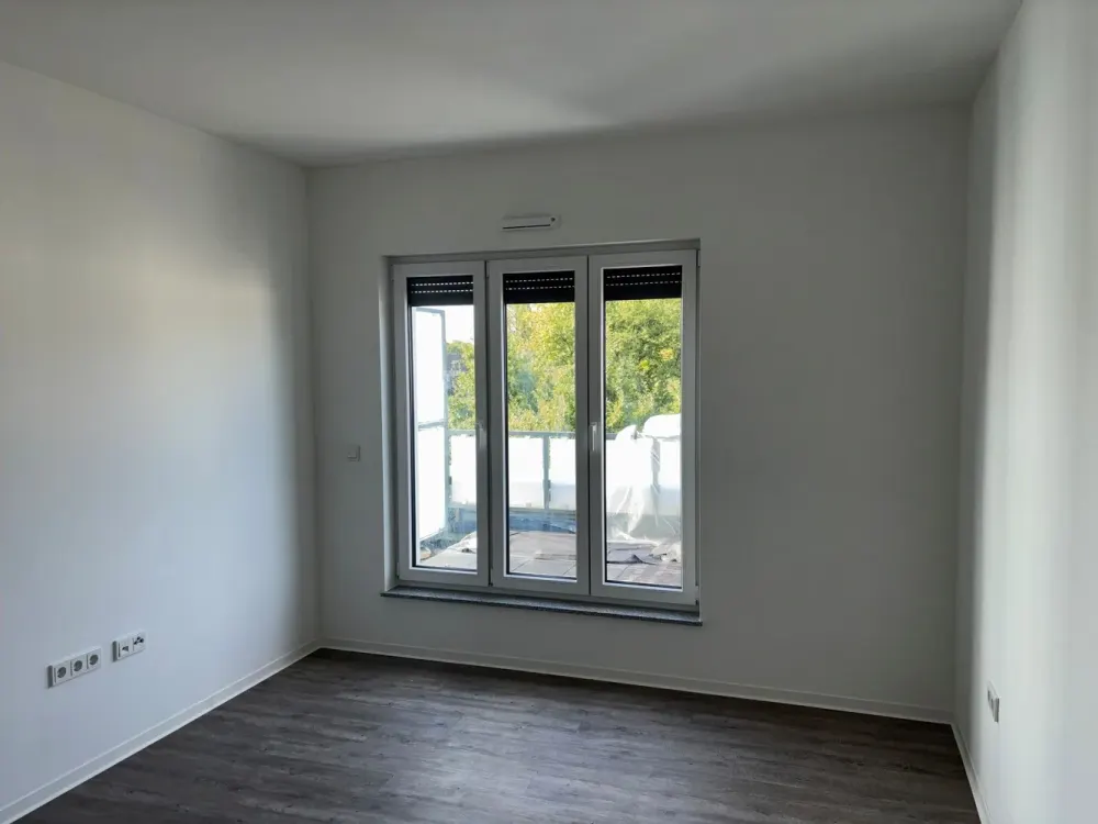 bezugsfertiger Neubau - 2-Zimmer-Staffelgeschoss mit Dachterrasse, offene Küche