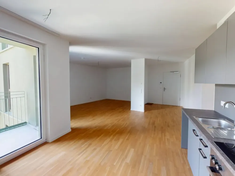 **AUFGEPASST: Moderne 3-Zimmer-Wohnung in Lichtenberg inkl. Qualitätsküche, 2 Balkone und Fußbode...