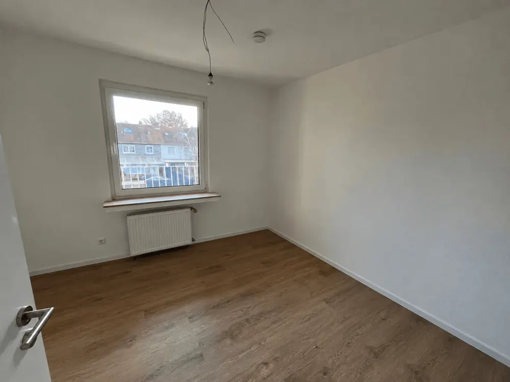 3-Zimmer-Wohnung mit Balkon und Garage in Köln-Am Bilderstöckchen