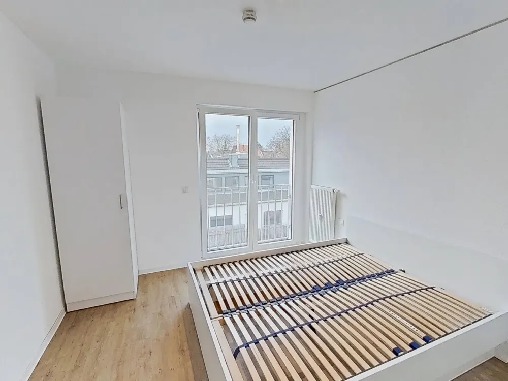 Bright and Fully Furnished Micro-Apartment in Cologne's Trendy District!