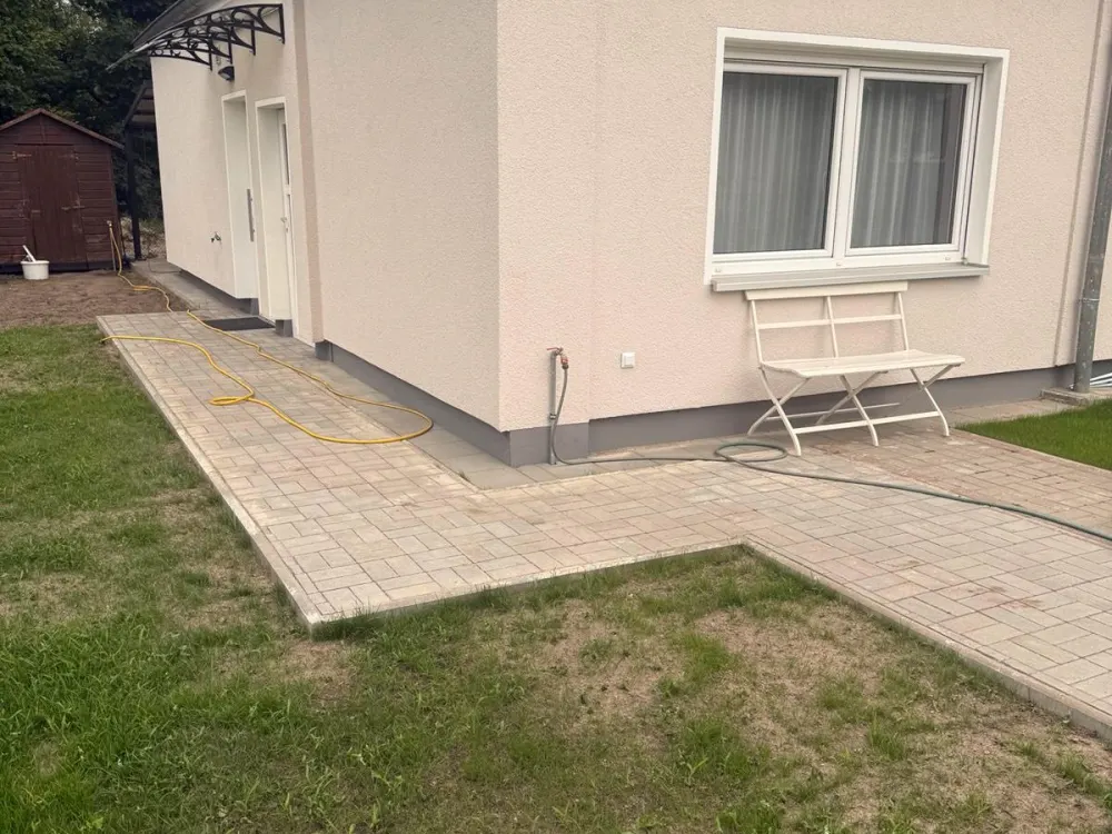 Voll möblierte 2-Zimmer-Wohnung in Falkensee-Seegefeld