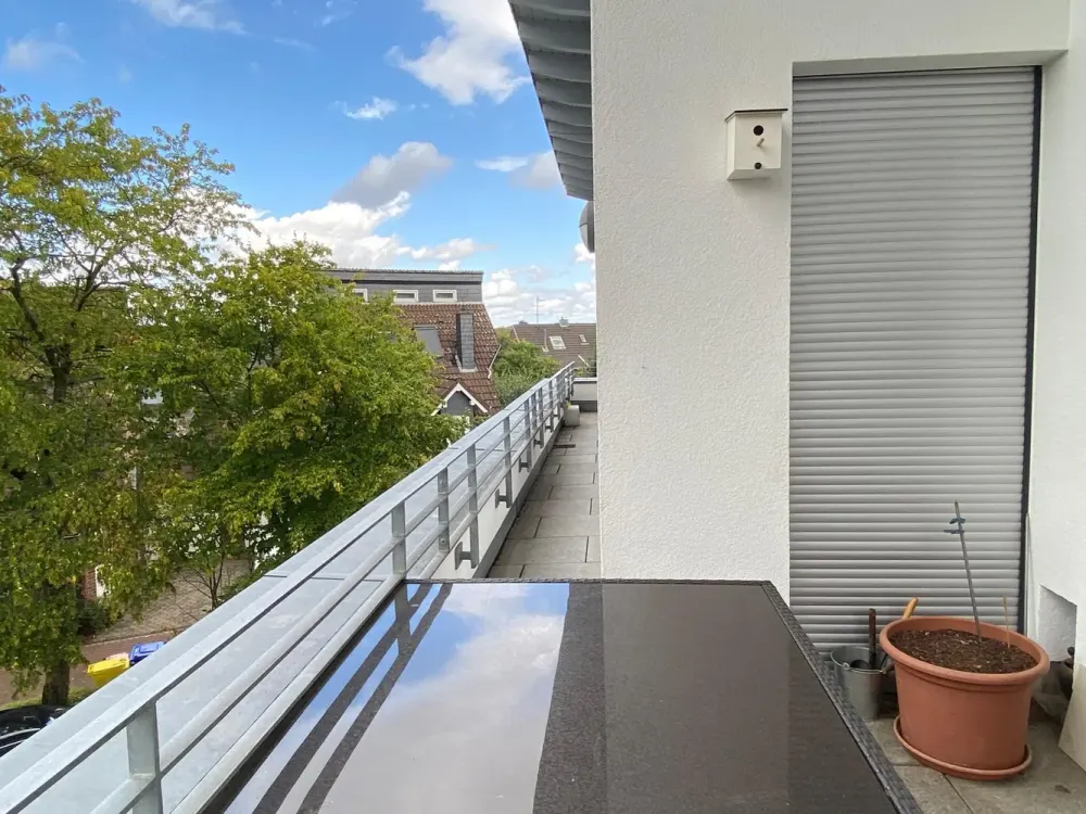 PROVISIONSFREI | Vom Eigenheim ins exklusive Penthouse mit Direktaufzug | Hausarztpraxis im EG