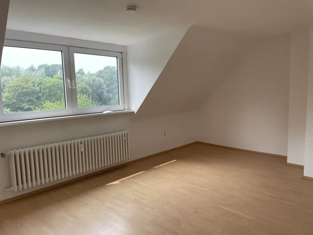 Helle, freundliche Dachgeschosswohnung
