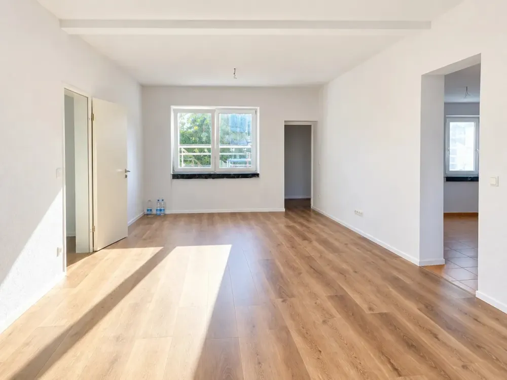 Geräumige 4-Zimmerwohnung mit Terrasse