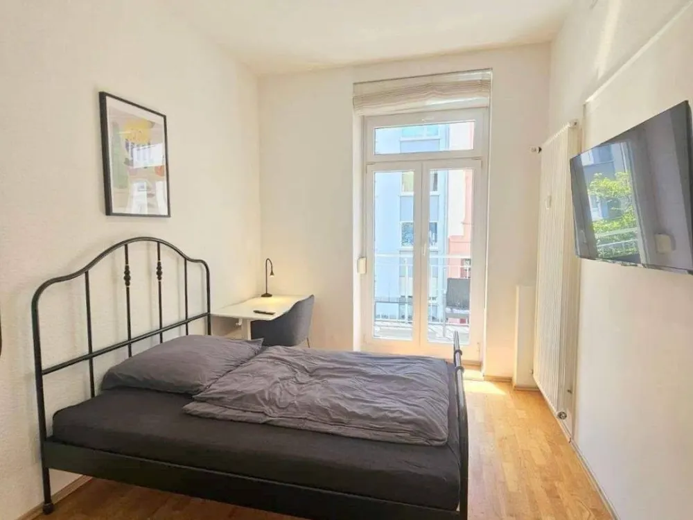 Ab Sofort- Exklusive 5er-WG mit Balkon in top Lage vom Ostend, fußläufig zur EZB!