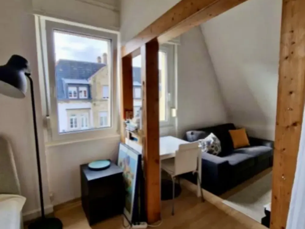 Charmantes 1,5-Zimmer-Altbau-Apartment, ca. 34 m²