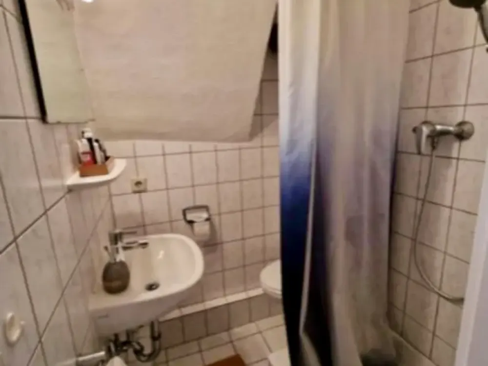 Charmantes 1,5-Zimmer-Altbau-Apartment, ca. 34 m²
