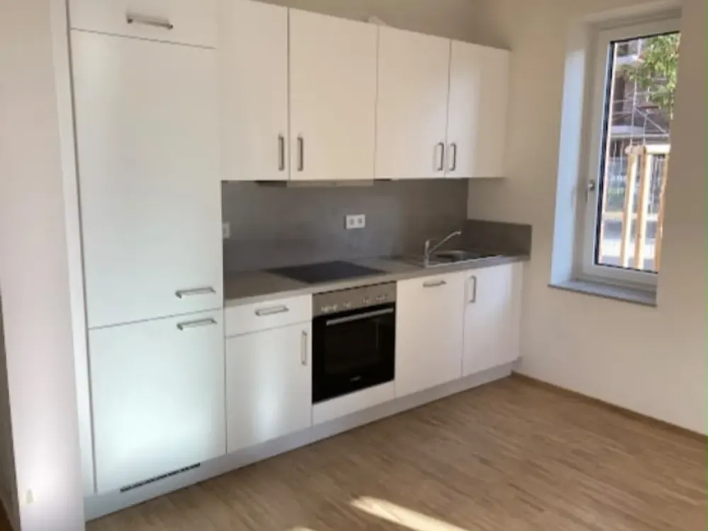 Modern 2-Room Ground Floor Apartment with Loggia in "Buchholzer Grün"