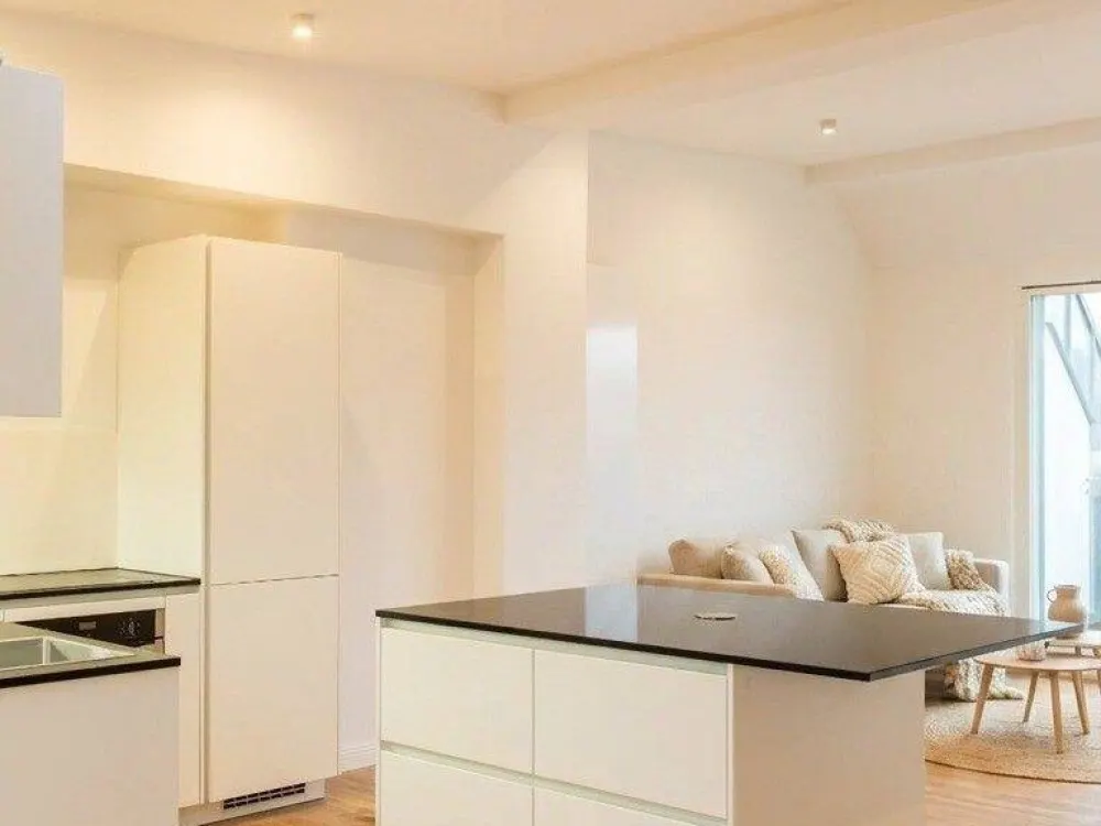 HOMESK - Exklusive Dachgeschoss OHNE Aufzug aber mit großer Dachterrasse und Einbauküche