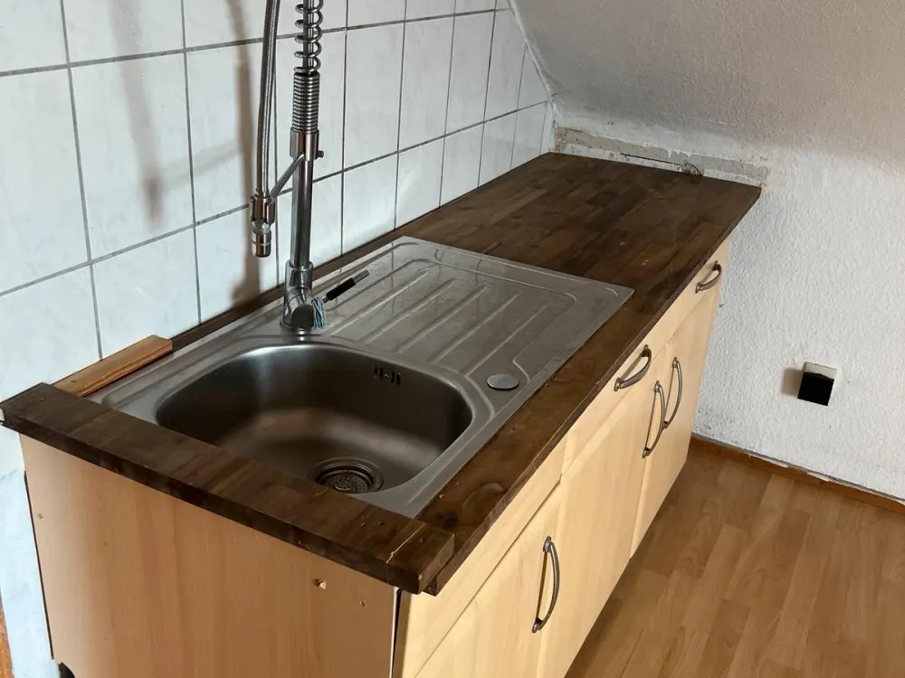 2-Zimmer-Dachgeschosswohnung in Solingen-Merscheid, 50 m²