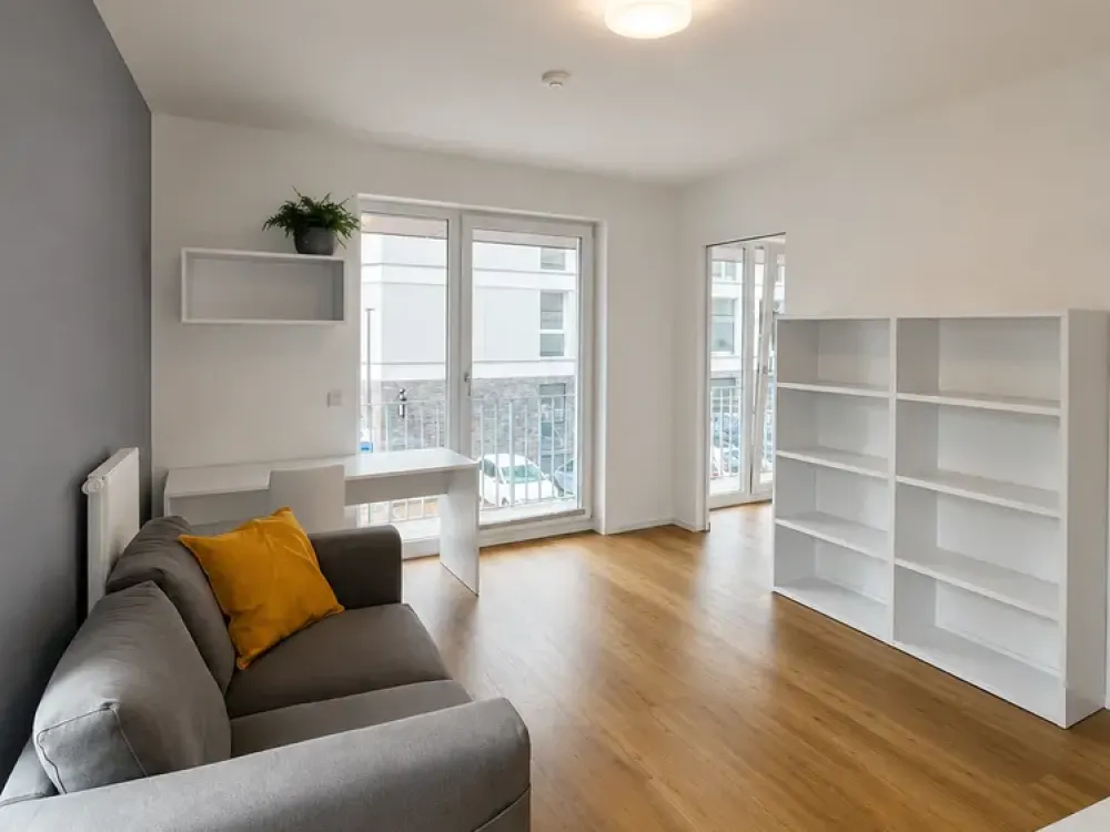 Möbliertes Apartment mit 2 Zimmern, Balkon und ALL-IN-Miete am Campus Babelsberg