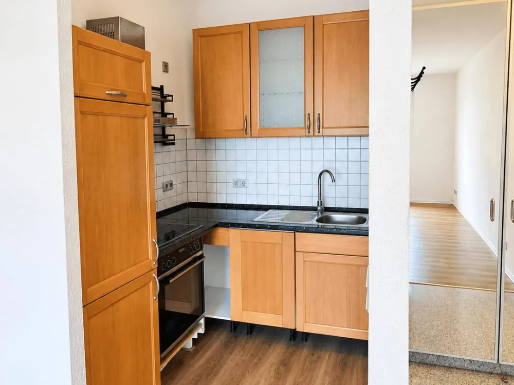 Schöne 2 Zimmer Wohnung in zentraler Lage von Alt-Saarbrücken