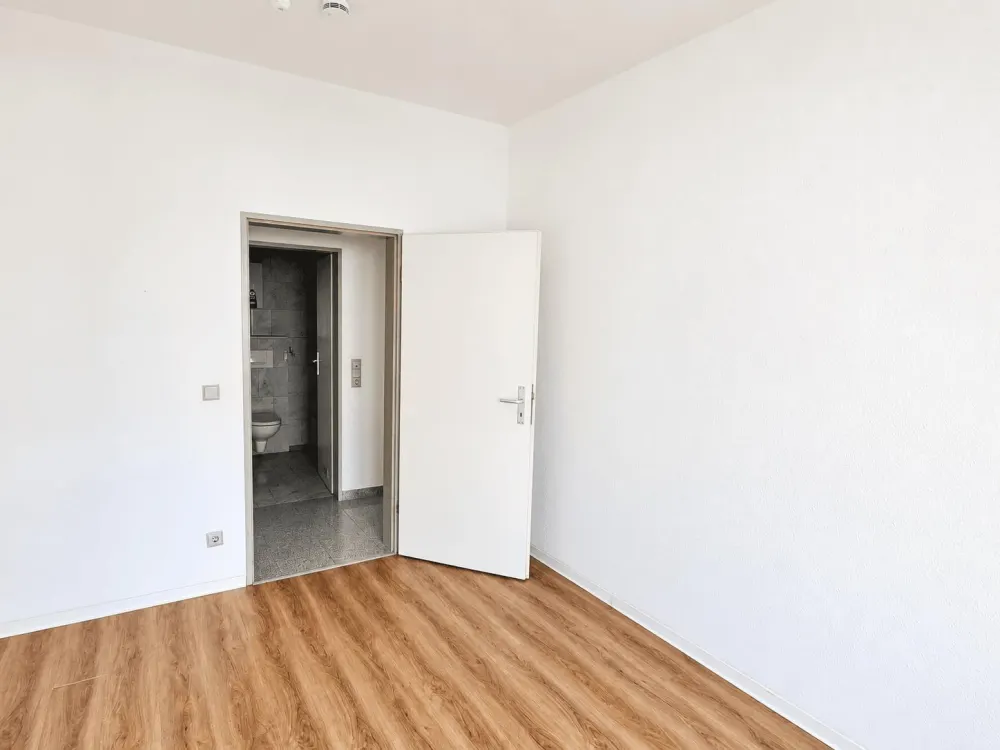 Schöne 2 Zimmer Wohnung in zentraler Lage von Alt-Saarbrücken