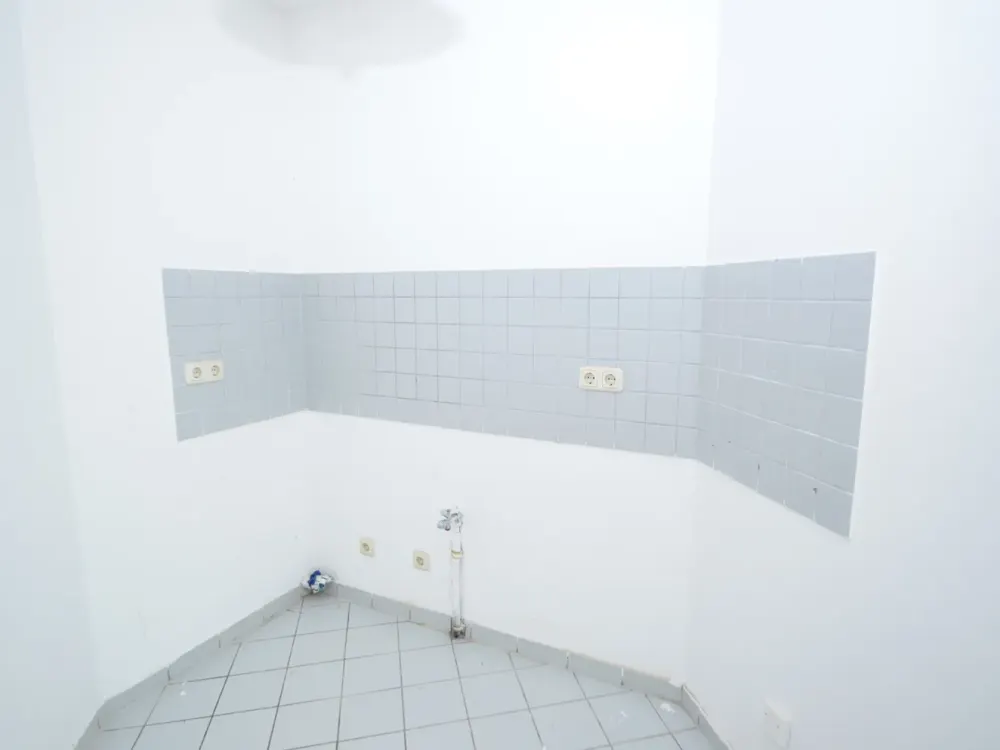 Wohnen und Arbeiten in heller 2-Zimmer-Wohnung mit individuellem Schnitt!