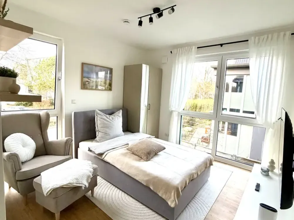 „Rundum-sorglos-Wohnen“ in Hamburg-Lurup: Exklusives Apartment mit All-Inclusive-Miete