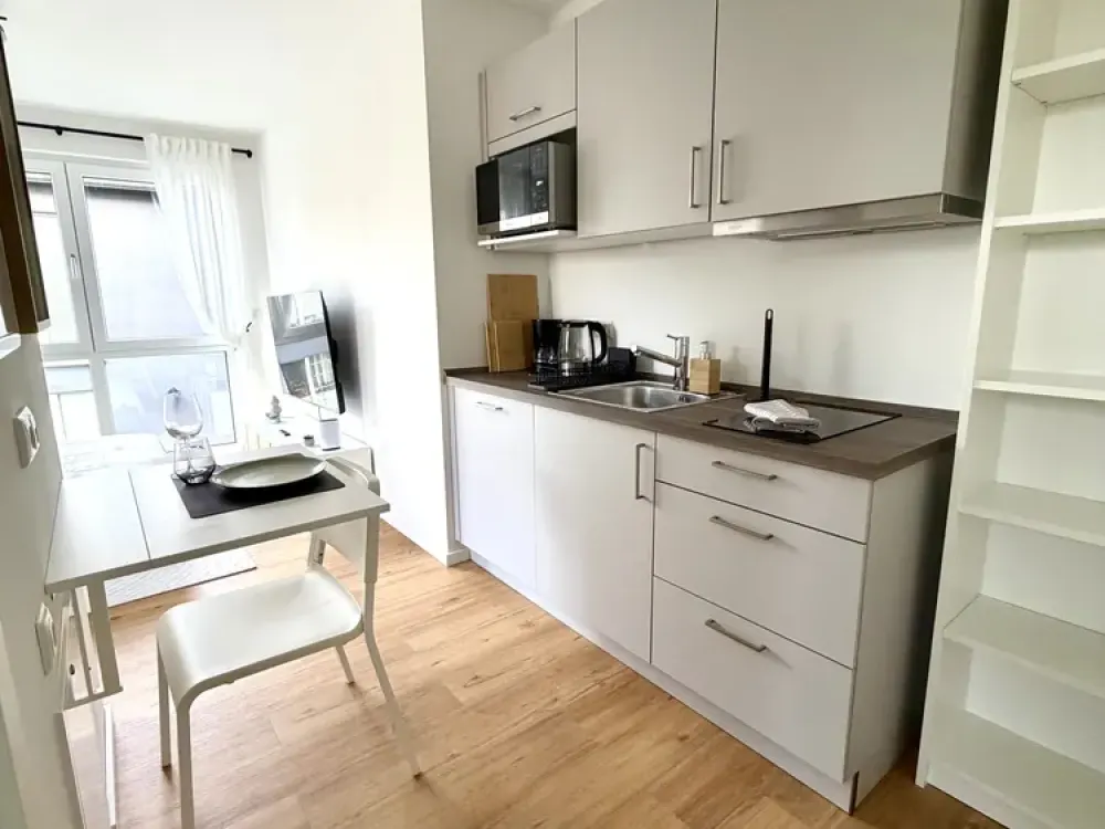 „Rundum-sorglos-Wohnen“ in Hamburg-Lurup: Exklusives Apartment mit All-Inclusive-Miete